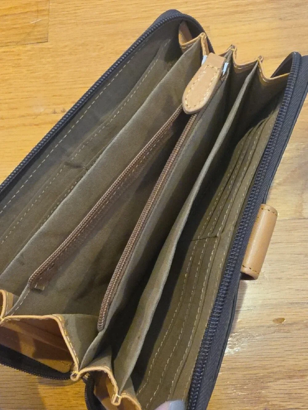 Rioni Monogram Brown Zip Wallet